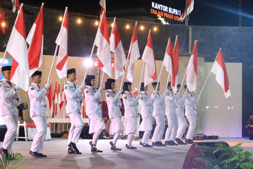 Pembukaan Kirab Bendera Merah Putih di Kabupaten Penajam Paser Utara